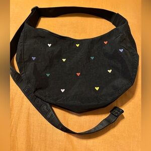 Baggu Medium Crescent with Embroidered Hearts